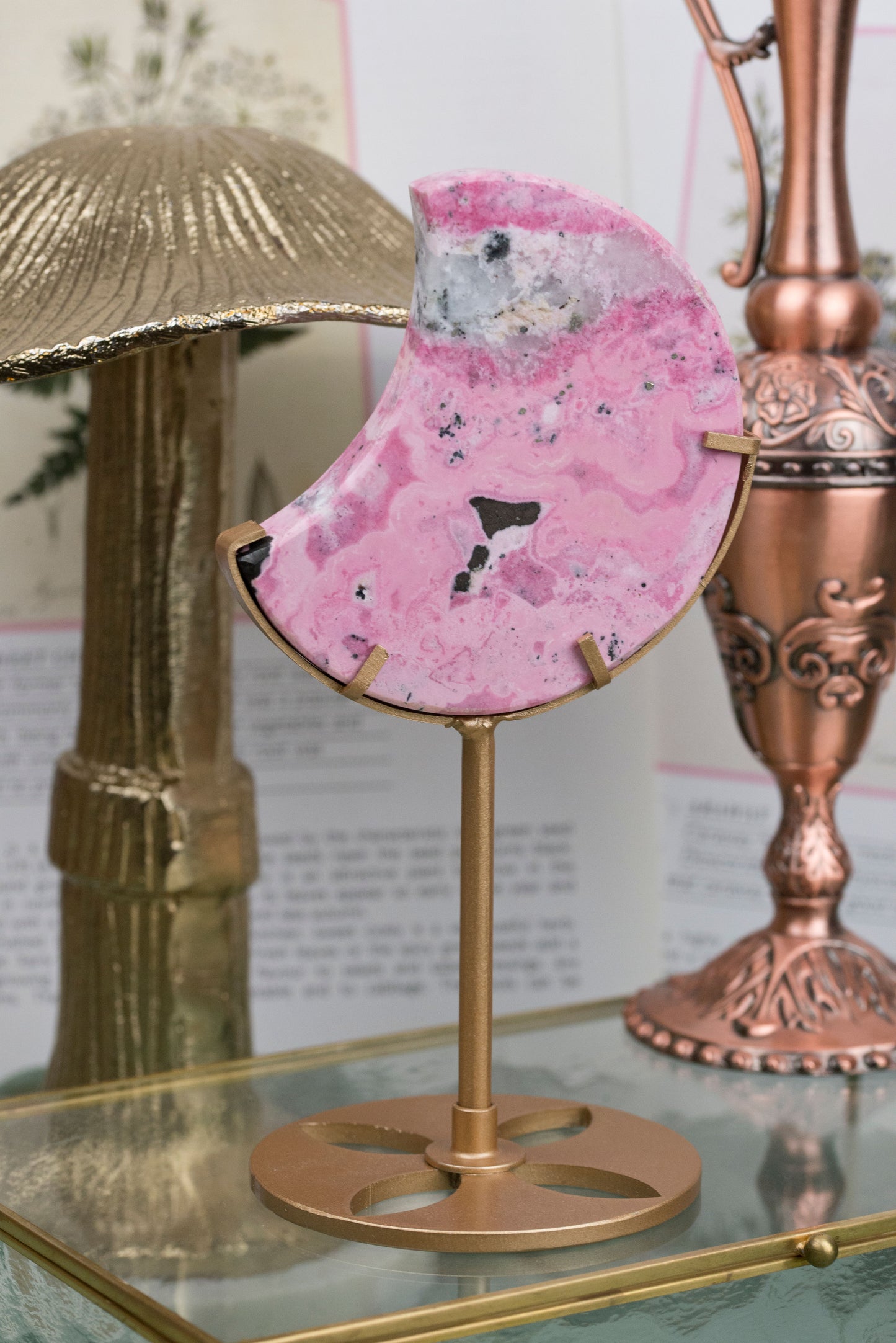 Rhodonite | Moon