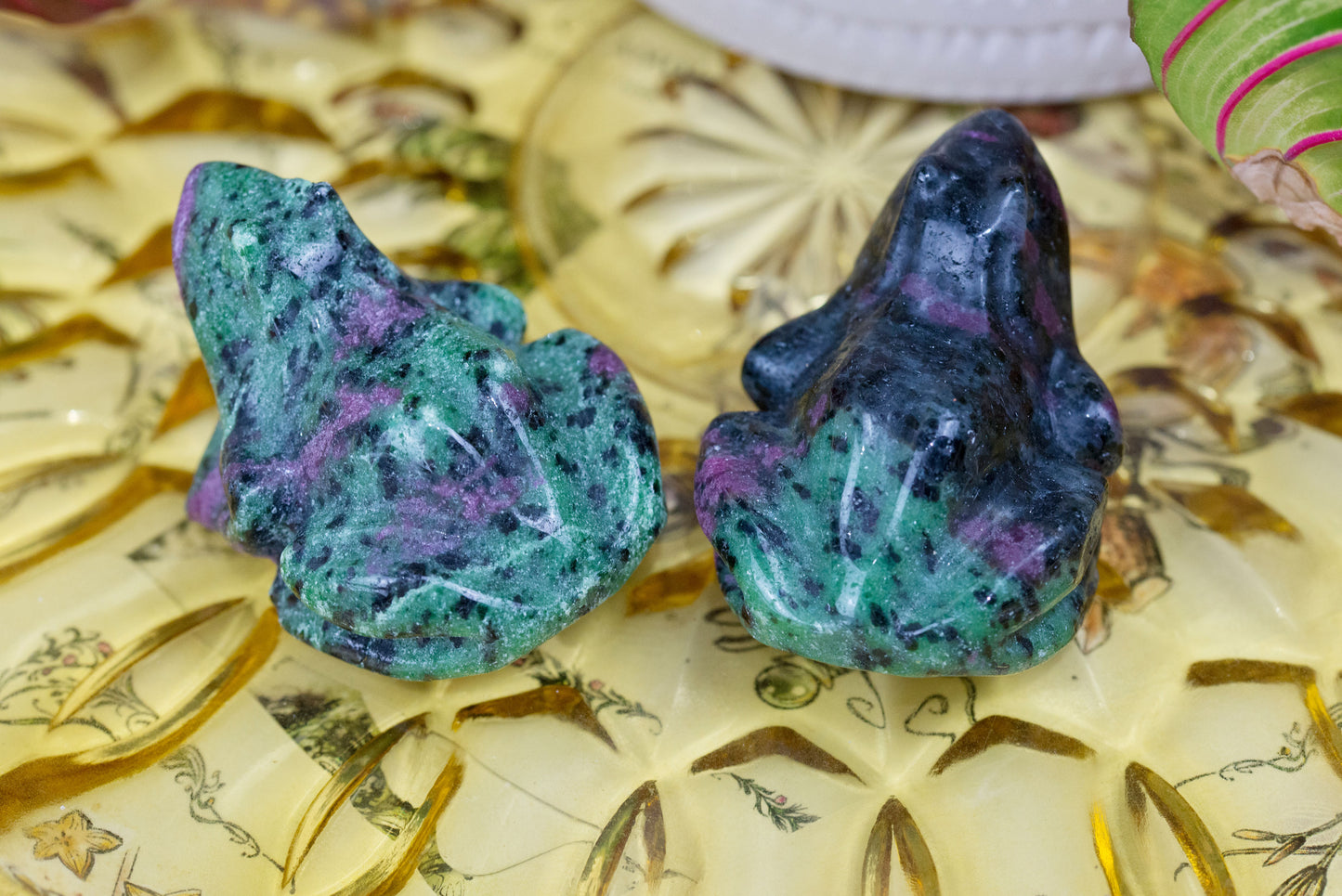 Ruby in Zoisite | Frogs