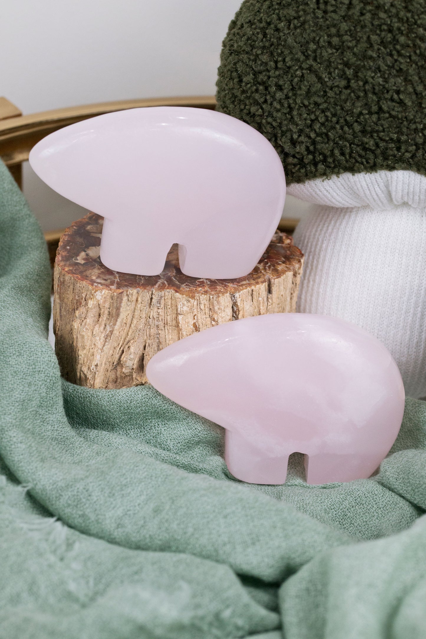 Mangano Calcite Bear