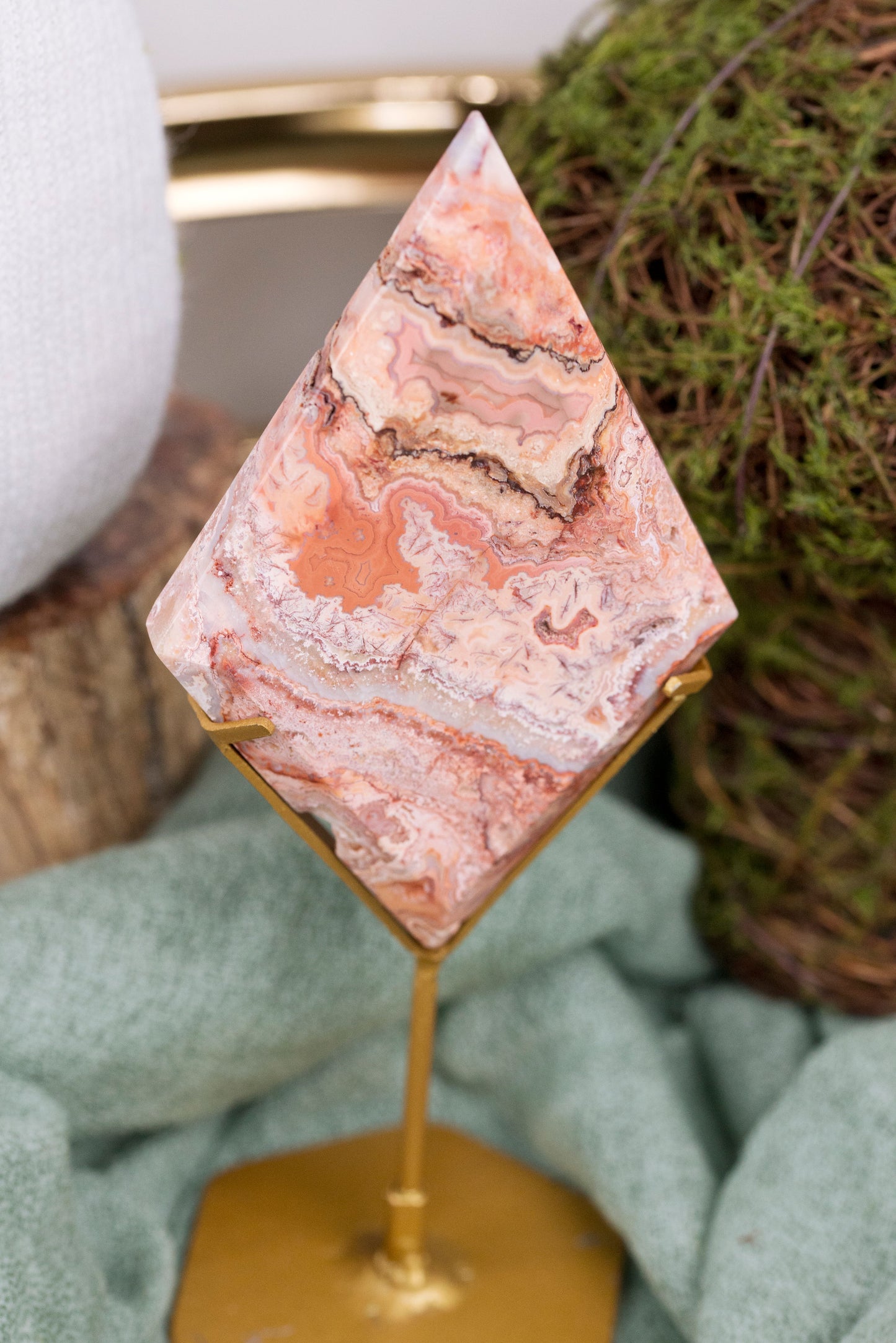 Pink Crazy Lace Agate | Diamonds