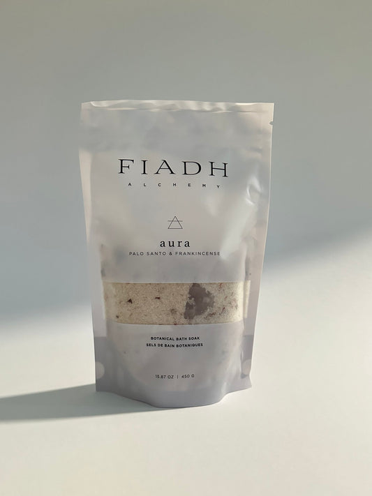 Aura Palo Santo & Frankincense | Botanical Bath Soak