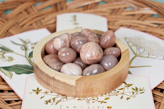 Peach Moonstone | Tumbles