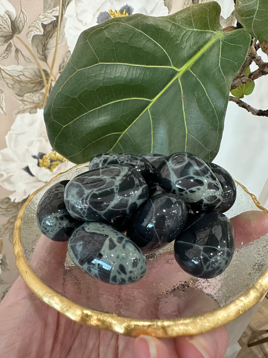 Spiderweb Obsidian | L Tumbles