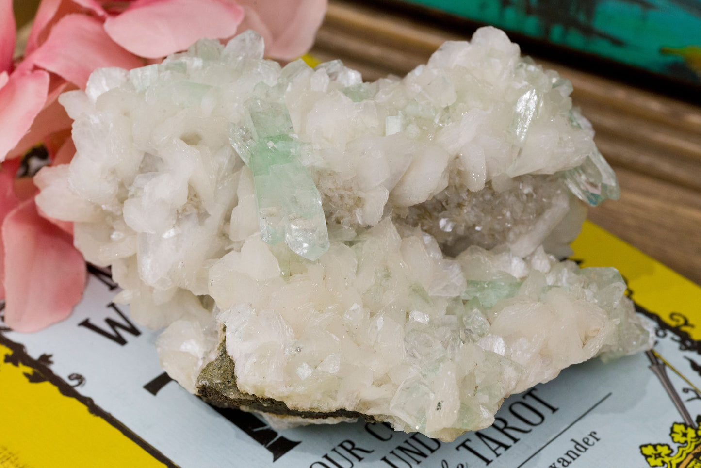 HQ Green Apophyllite x Stilbite