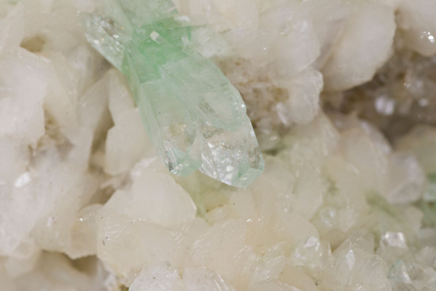 HQ Green Apophyllite x Stilbite