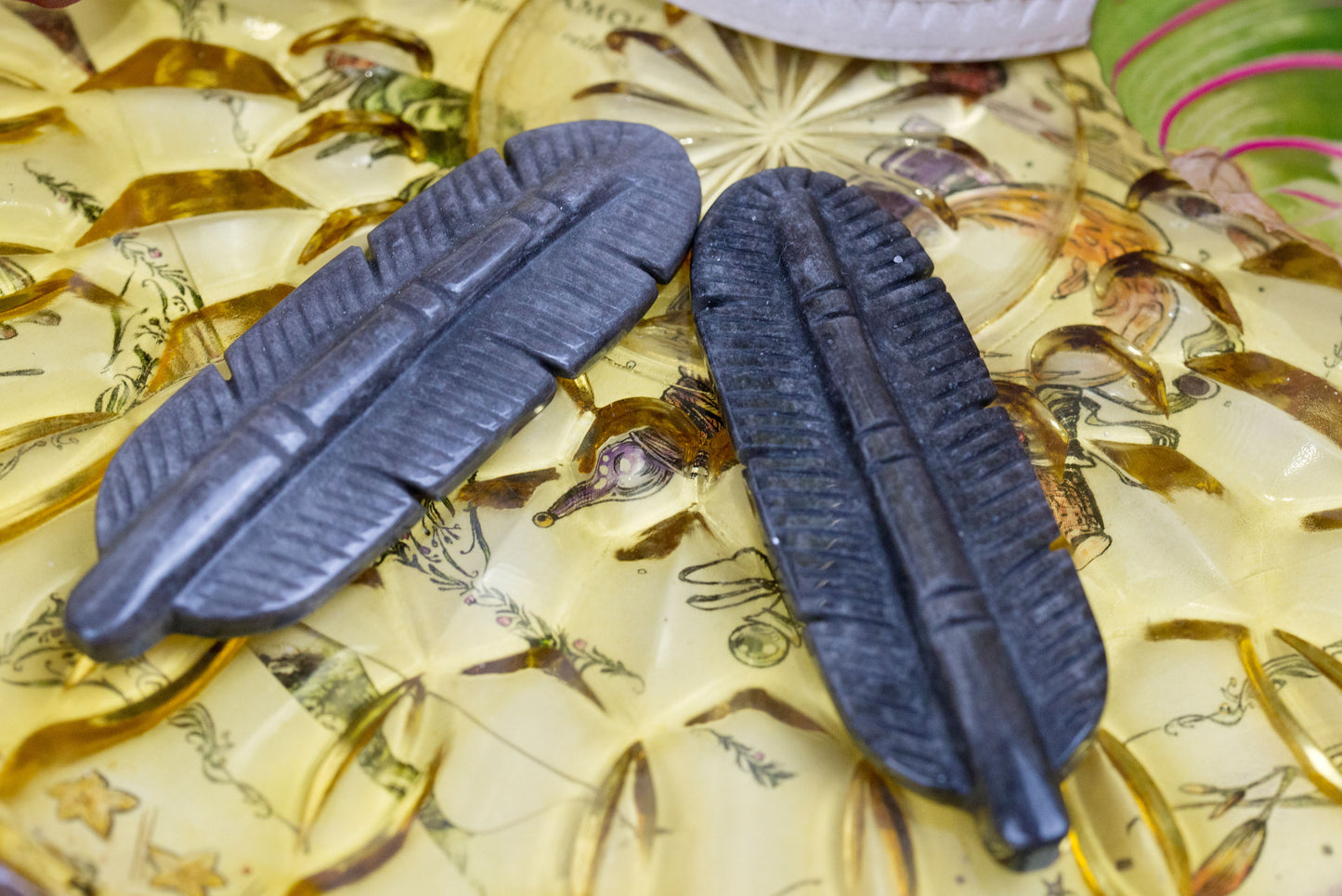 Silver-Sheen Obsidian Feathers