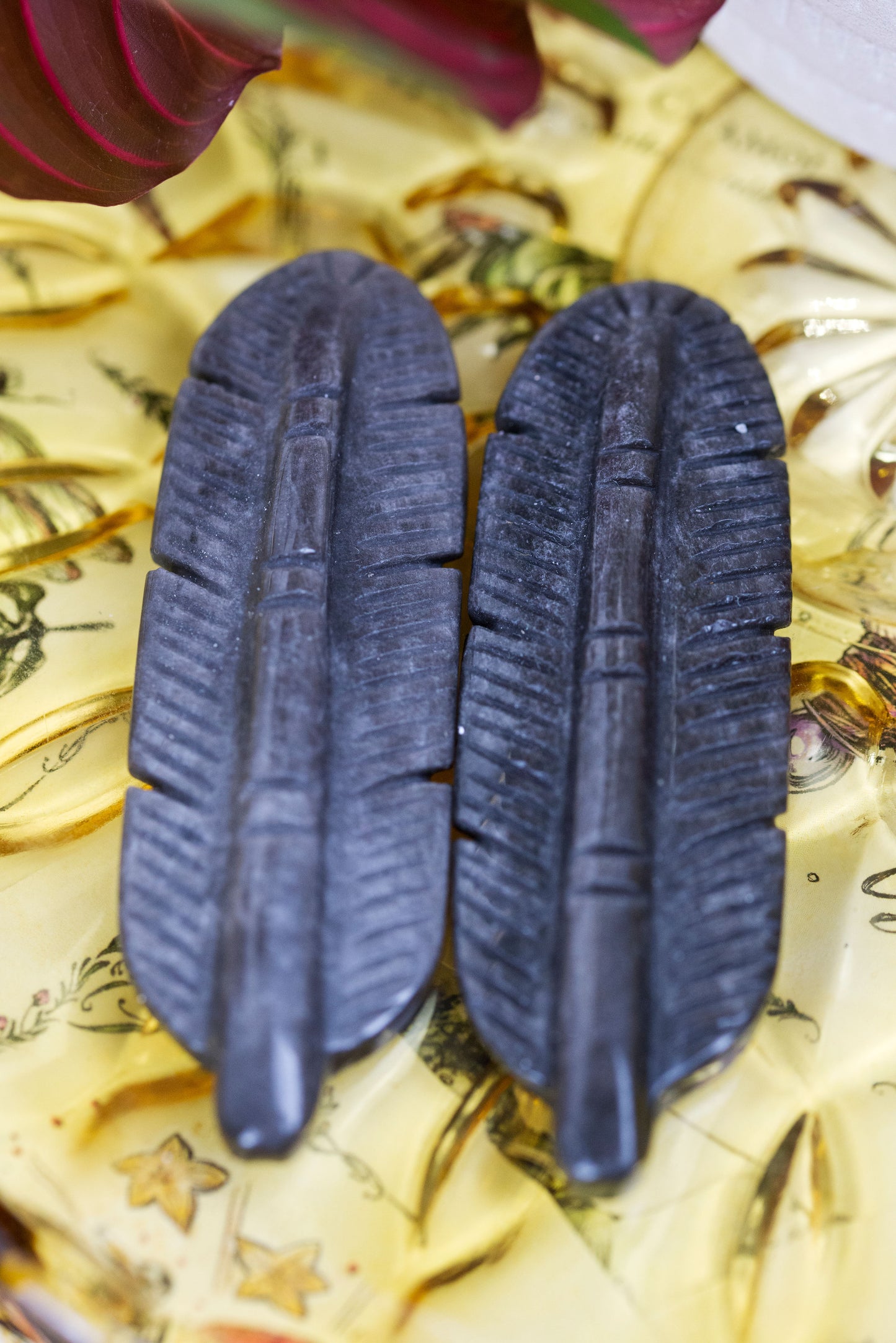 Silver-Sheen Obsidian Feathers